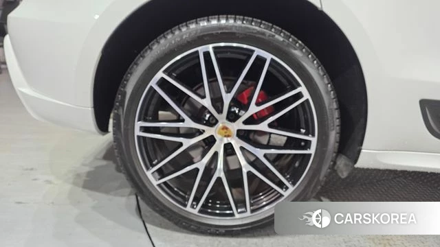 Porsche Macan id 4315924 из Кореи 27