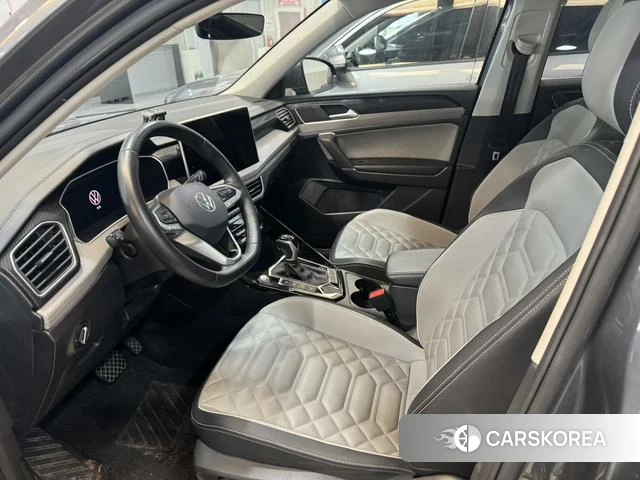 Volkswagen Tanyue 2024 Темно-серый из Китая, фото 6