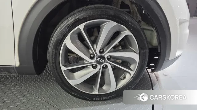 Kia Niro id 3391644 из Кореи 15