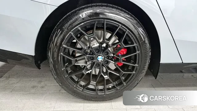 BMW 5 Series (G60) id 3496805 из Кореи 15