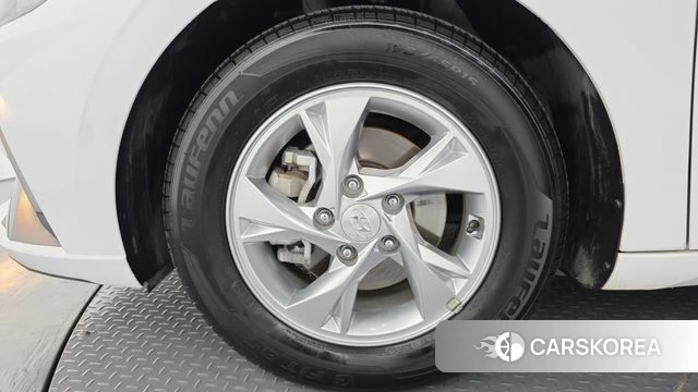 Hyundai Avante (CN7) id 3877775 из Кореи 15