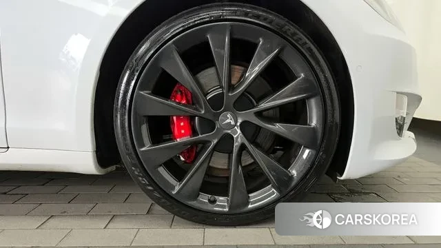 Tesla Model S id 3094978 из Кореи 15