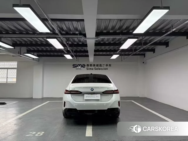 BMW 5 series id 4392375 из Китая 10