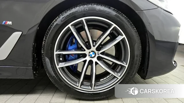 BMW 5 Series (G30) id 3586236 из Кореи 15