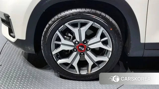 Kia Seltos id 3504735 из Кореи 15