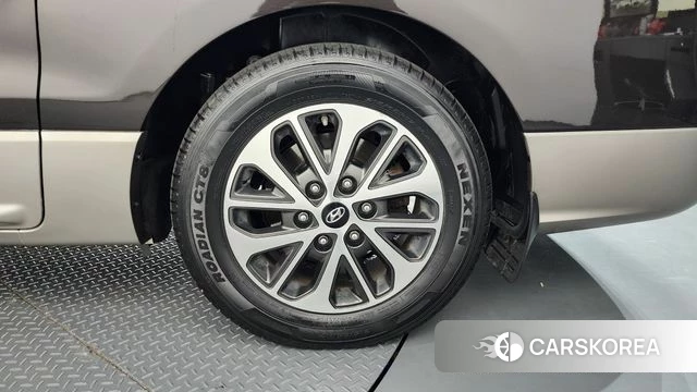 Hyundai The New Grand Starex id 3861687 из Кореи 15