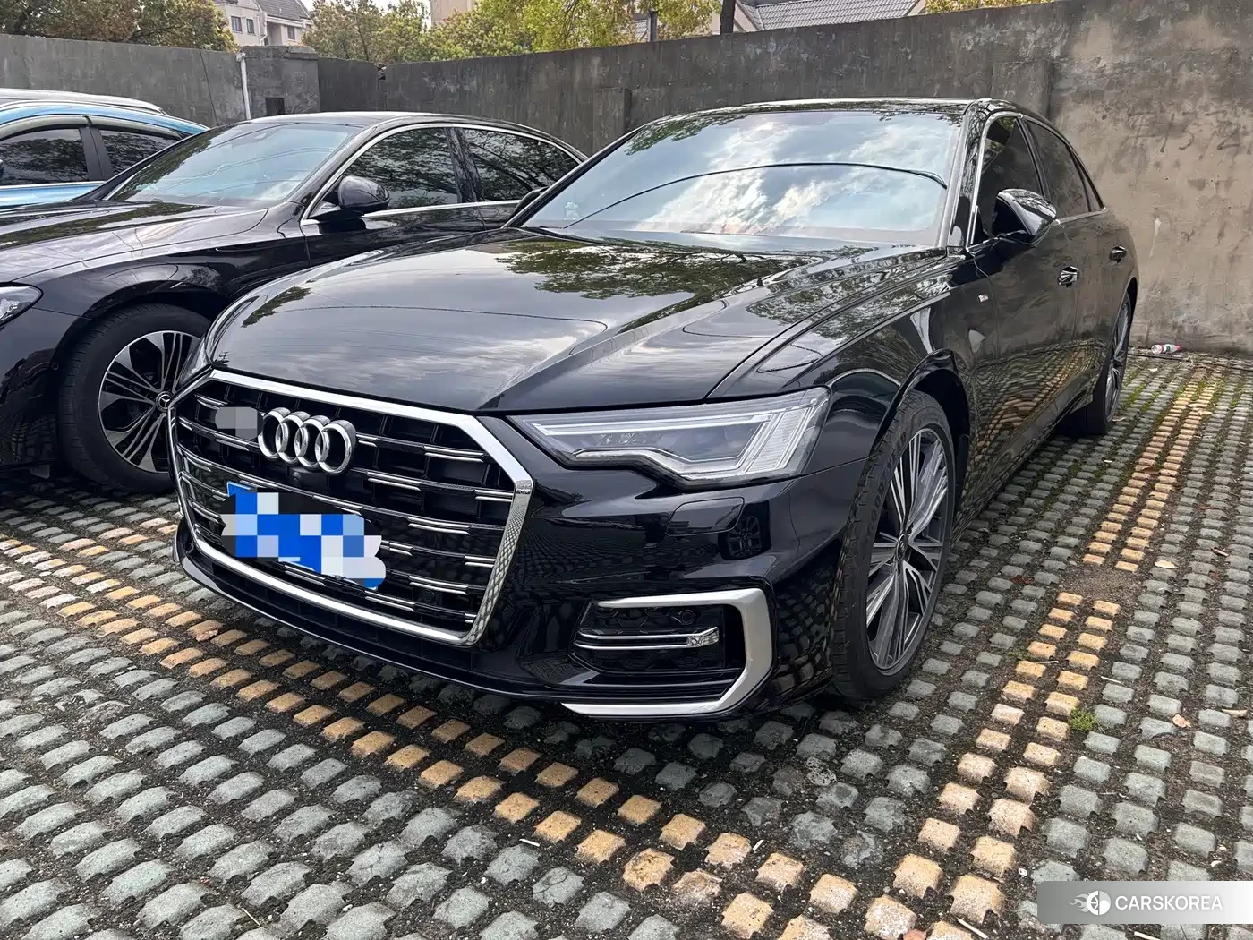 Audi A6L id 4599717 из Китая 10