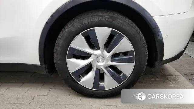Tesla Model Y id 3525113 из Кореи 15