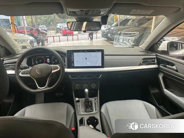 Volkswagen Lavida 2023 Белый из Китая, фото 5