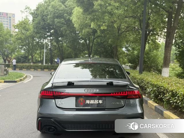 Audi A7 2022 Темно-серый из Китая, фото 5