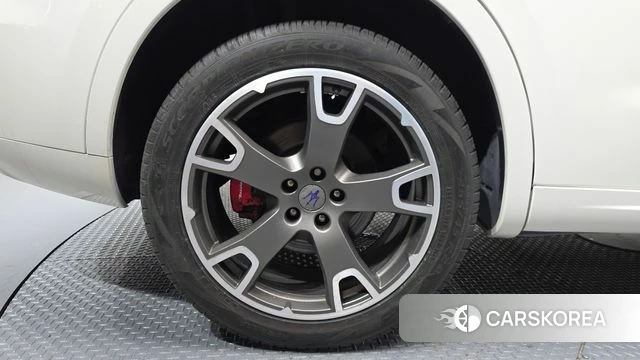 Maserati Levante id 4286252 из Кореи 15