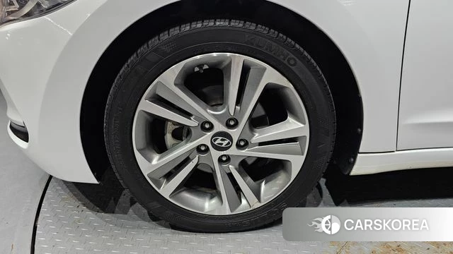 Hyundai Avante AD id 4587426 из Кореи 26