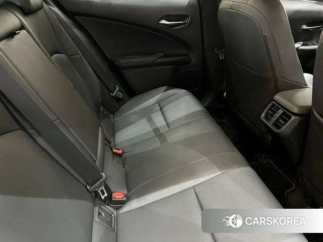 Lexus UX id 4329075 из Китая 14