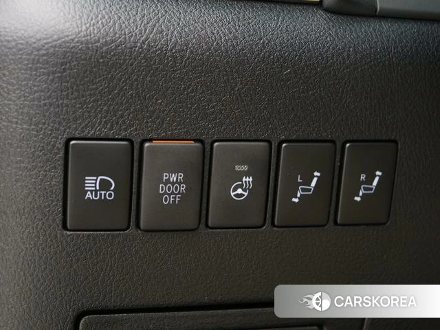 Toyota Elfa id 4299816 из Китая 28