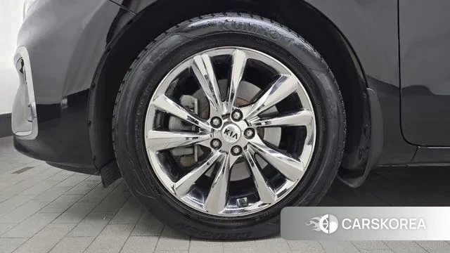 Kia The New Carnival id 3499932 из Кореи 15