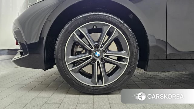 BMW 1 Series (F40) id 4343045 из Кореи 27