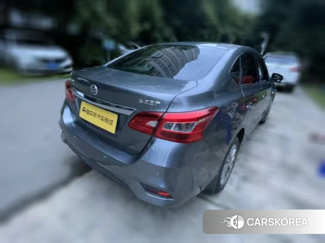 Nissan Xuan Yi 2025 Темно-серый из Китая, фото 5