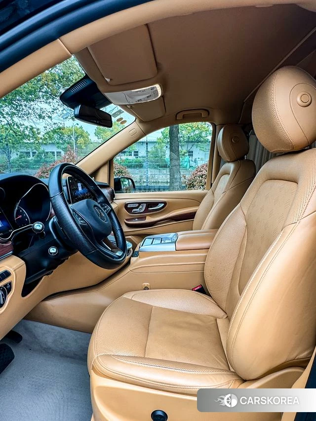 Mercedes-Benz V-class id 4276582 из Китая 32