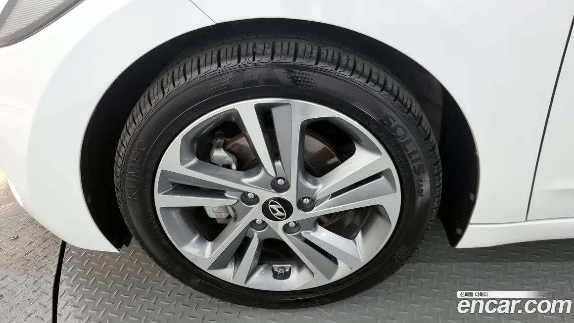 Hyundai Avante AD id 2065683 из Кореи 15