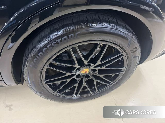 Porsche Cayenne (PO536) id 4421893 из Кореи 15