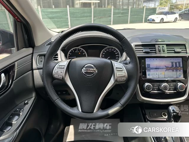Nissan TIIDA id 4227313 из Китая 18