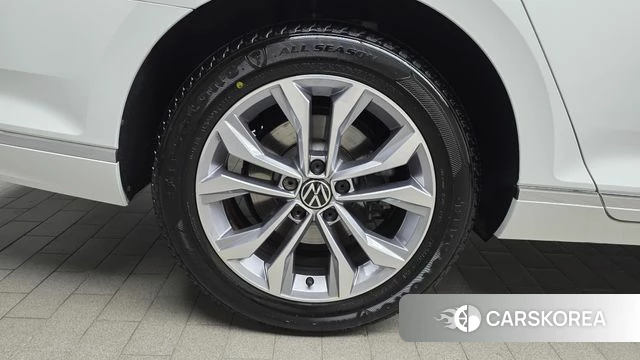 Volkswagen Passat GT (B8) id 4361314 из Кореи 26