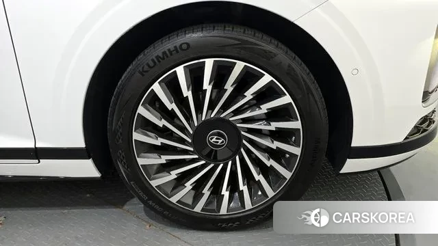 Hyundai Grandeur Hybrid (GN7) id 2979067 из Кореи 15