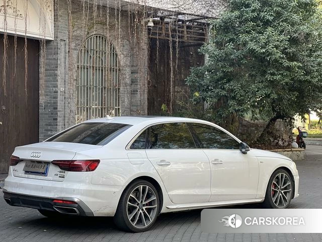 Audi A4L id 4259409 из Китая 11