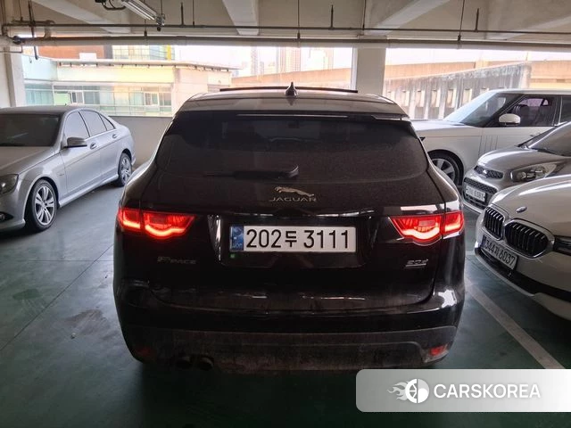 Jaguar F-PACE 2018 Черный из Кореи, фото 6