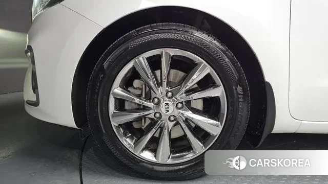 Kia The New Carnival id 3568539 из Кореи 15