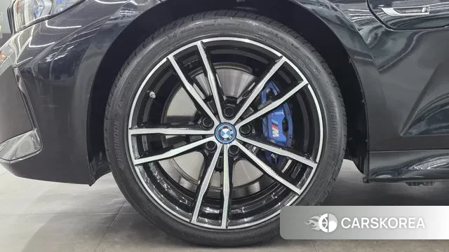 BMW 3 Series (G20) id 3659586 из Кореи 15