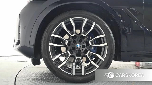BMW X6 (G06) id 4548561 из Кореи 31