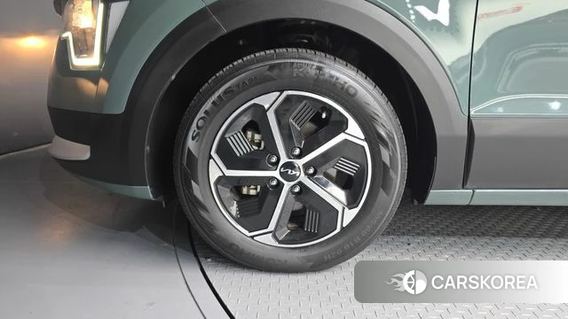 Kia Di Ol Nu Niro id 4489115 из Кореи 25