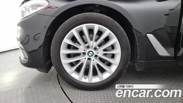 BMW 5 Series (G30) id 2609043 из Кореи 15