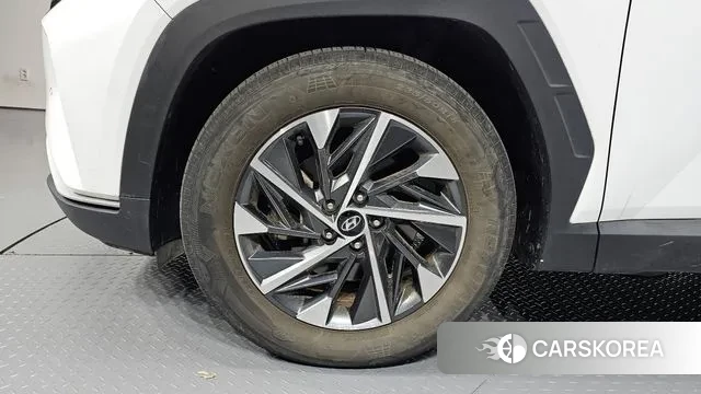 Hyundai Tucson (NX4) id 3546389 из Кореи 15