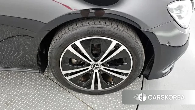 Mercedes-Benz E-Class W213 id 3044205 из Кореи 15