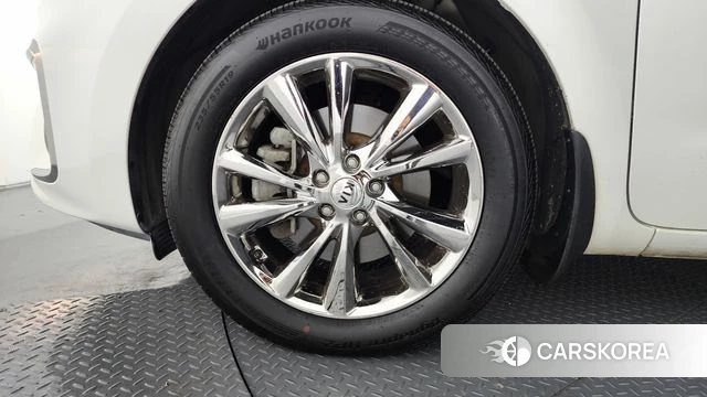 Kia The New Carnival id 4188570 из Кореи 15