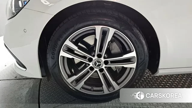 Mercedes-Benz E-Class W213 id 3472924 из Кореи 15