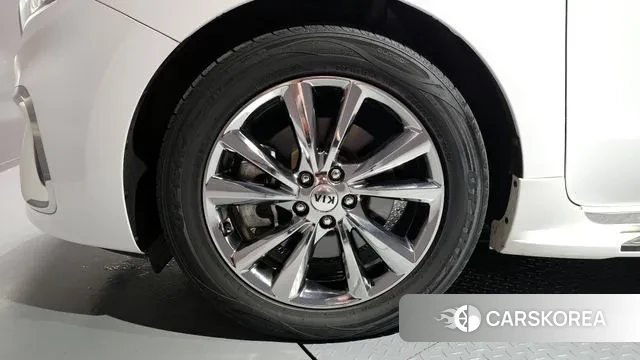 Kia The New Carnival id 3055712 из Кореи 15