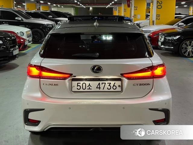 Lexus CT200h id 3905972 из Кореи 15