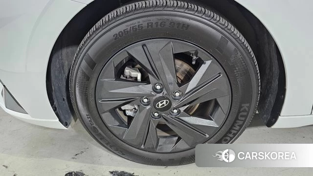 Hyundai Avante Hybrid (CN7) id 4692469 из Кореи 25