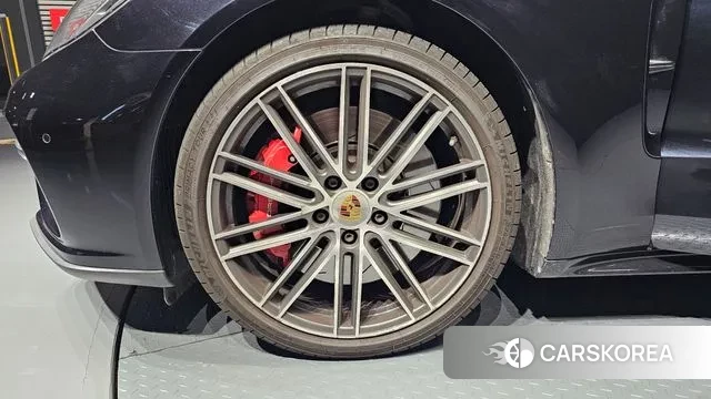 Porsche Panamera (971) id 3106950 из Кореи 15
