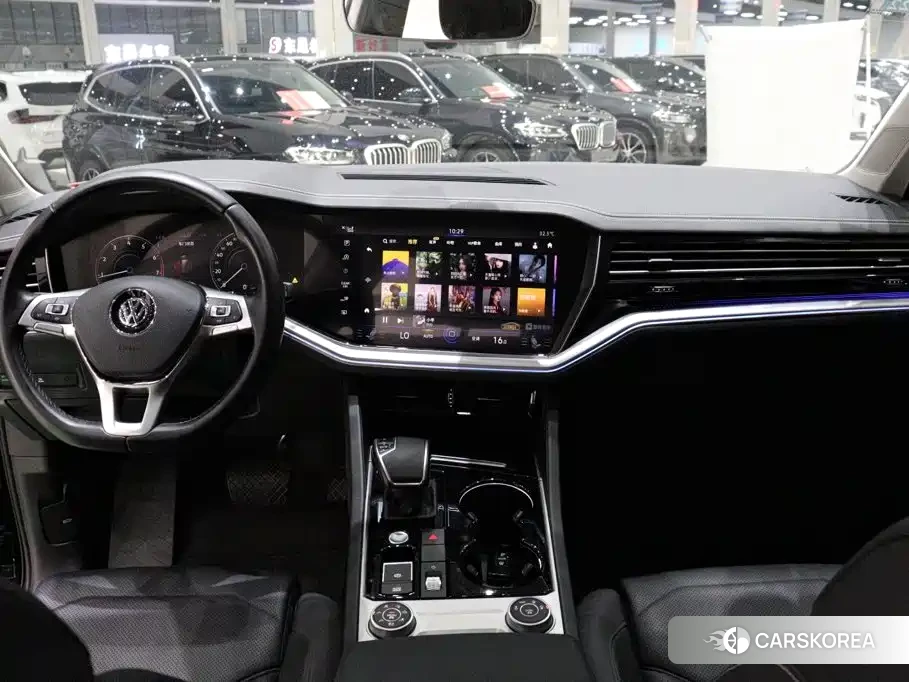 Volkswagen Touareg id 4607151 из Китая 19