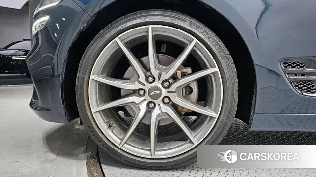 Genesis The New G70 id 3433608 из Кореи 15