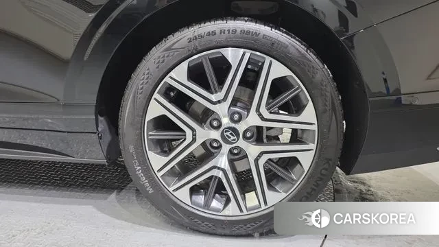 Hyundai Grandeur (GN7) id 3576671 из Кореи 15