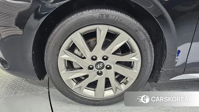 Hyundai The New Grandeur IG Hybrid id 3243096 из Кореи 15