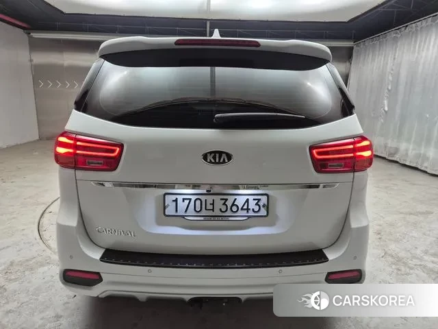 Kia The New Carnival id 3760546 из Кореи 15