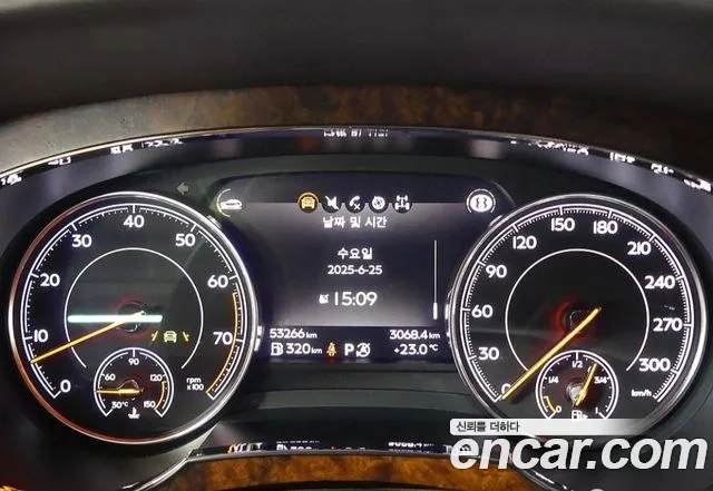 Bentley Bentayga id 2865449 из Кореи 15