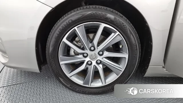 Lexus New ES300h id 3363328 из Кореи 15