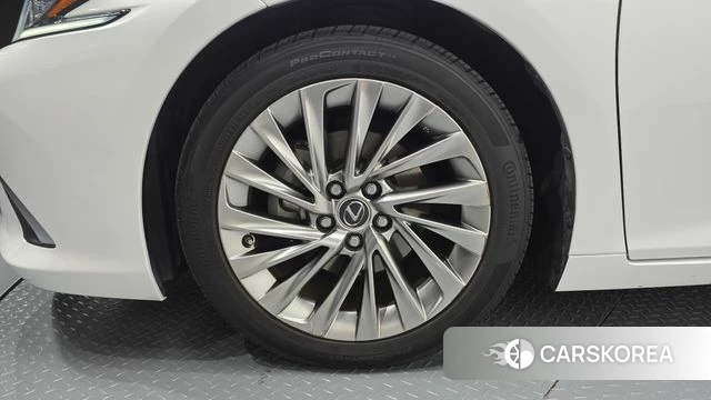 Lexus ES300h 7th generation id 3867325 из Кореи 15